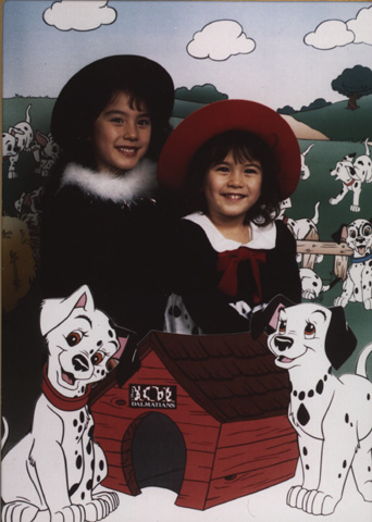 Sarah & Lisa pose on the set of <i>101 Dalmations</i>